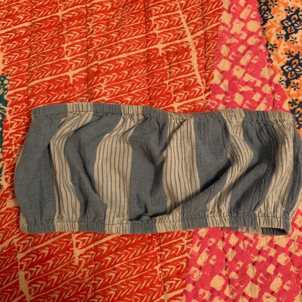 Blue and white tube top